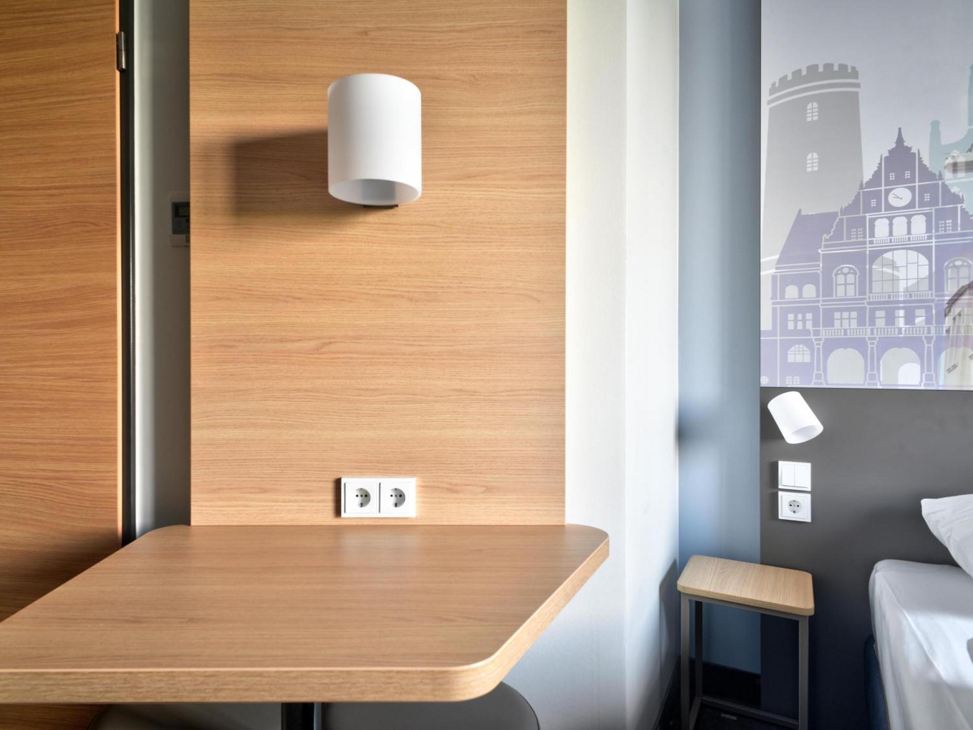 Bielefeld-city Hotel 3*