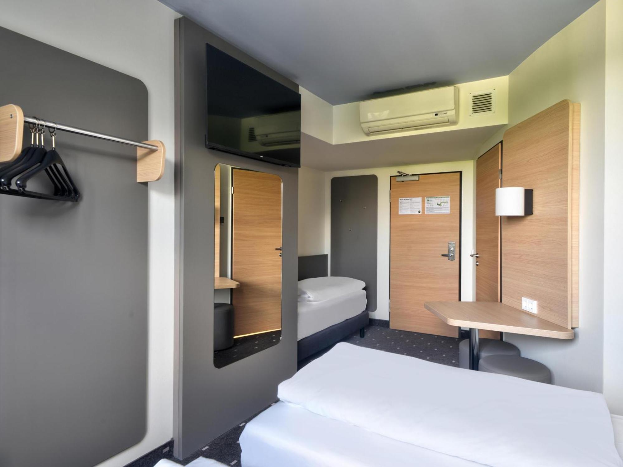Bielefeld-city Hotel 3*